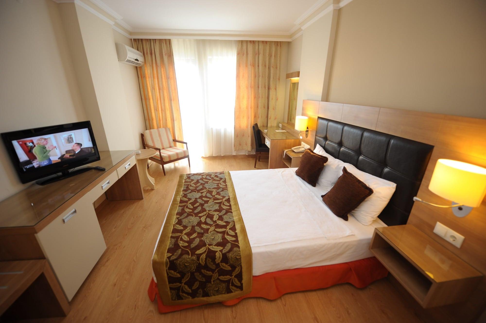 Suite Laguna Otel Анталія Екстер'єр фото